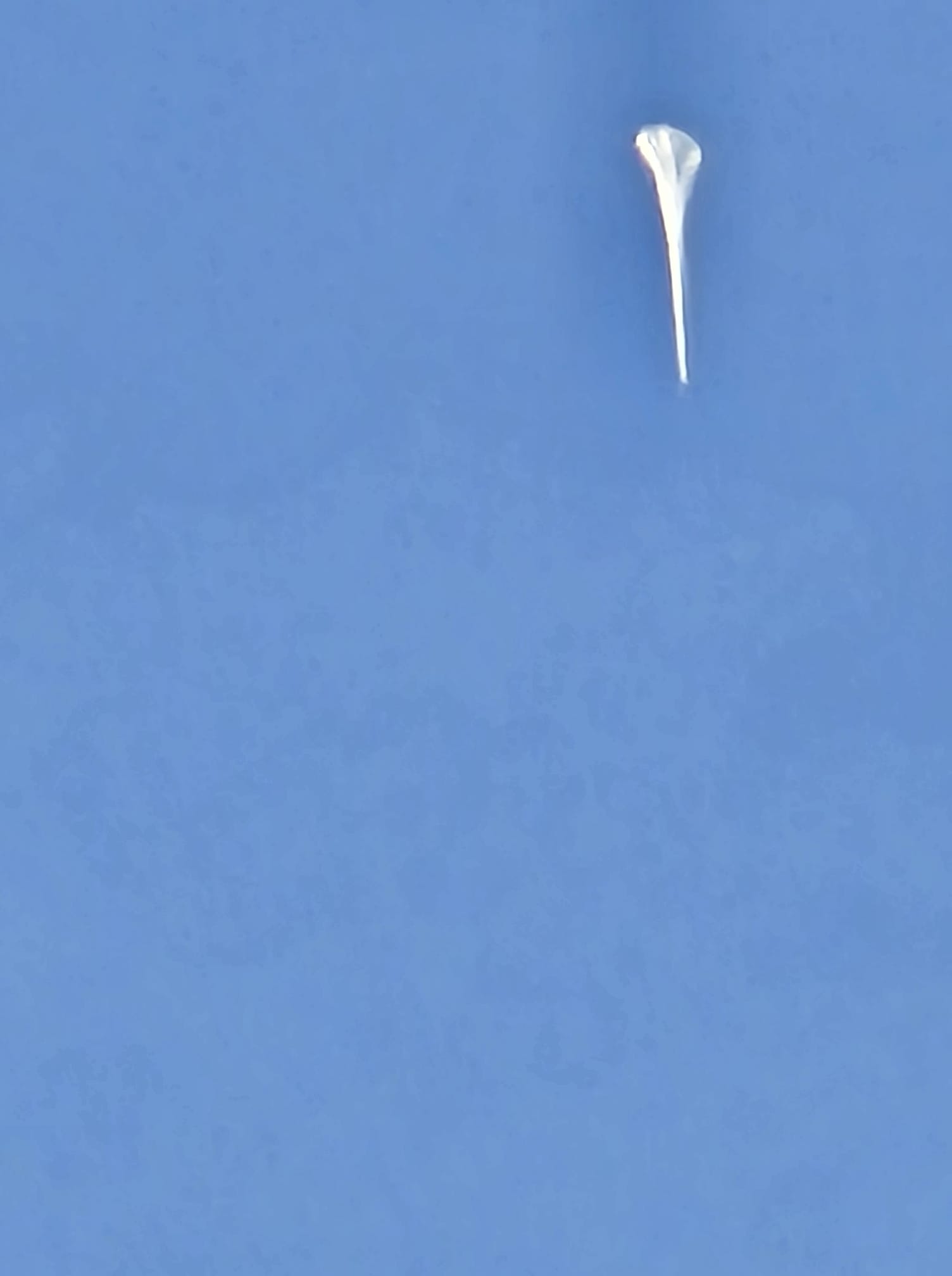 The balloon ascending above Tillamook (Image: Shane Stutzman)